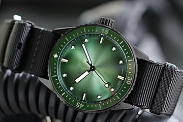 重庆百达翡丽表有水蒸气维修